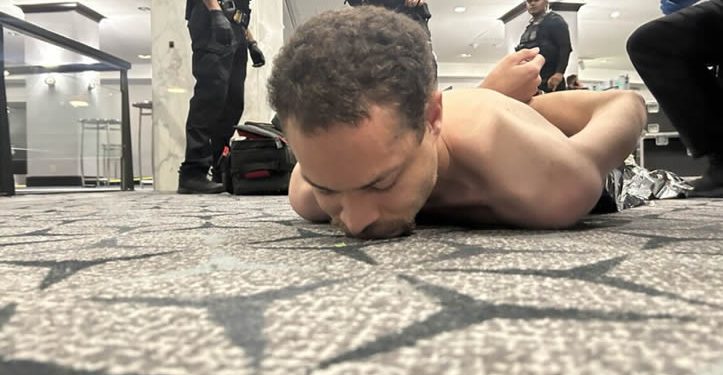 Trump revela imágenes del sospechoso del tiroteo en cena de corresponsales