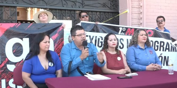 Staus cierra simbólicamente el Poder Judicial y defiende el derecho a huelga