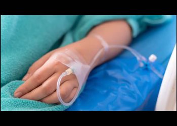 Suspenden en Sonora seis establecimientos que aplicaban sueros vitaminados a pacientes