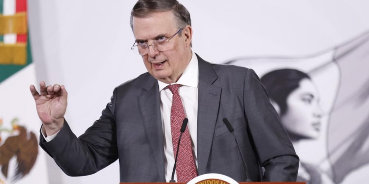 Ebrard prevé abordar reapertura de frontera al ganado mexicano con autoridades de EU; “esperamos que pronto se resuelva”, dice
