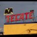 Cervecera Tecate lanza plan para contratar a mexicanos repatriados de EE.UU.