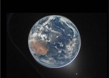 Primeras imágenes de la Tierra de Artemis 2 en su histórico viaje a la Luna: auroras, reflejos del Sol y “la península Ibérica centelleando”