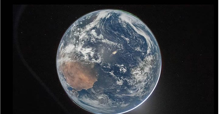 Primeras imágenes de la Tierra de Artemis 2 en su histórico viaje a la Luna: auroras, reflejos del Sol y “la península Ibérica centelleando”