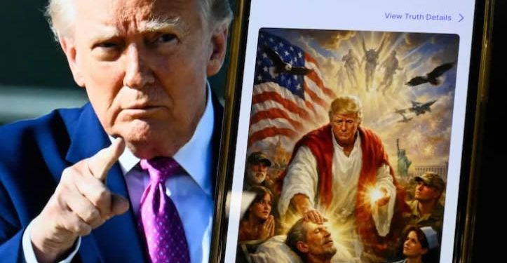 Trump publica una imagen que lo representa como Jesucristo y horas después la borra de las redes