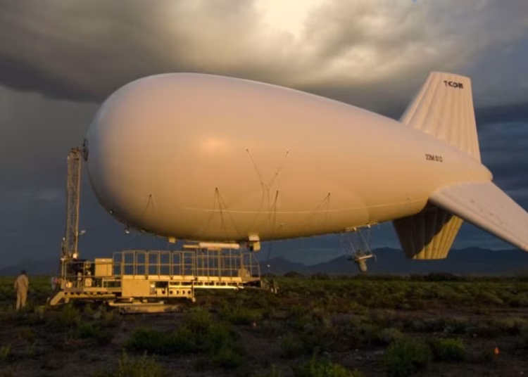 Encuentran en México restos de un dirigible de vigilancia militar de EE.UU. operado por CBP que se soltó en la frontera sur