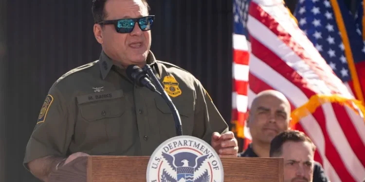 Jefe de Patrulla Fronteriza de EEUU dimite: Fox News