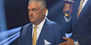 Muere Eduardo Lamazón, histórico comentarista de La Casa del Boxeo en TV Azteca