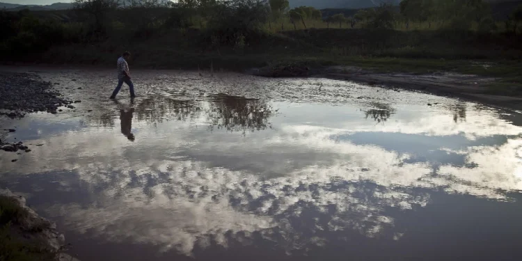 Semarnat reconoce mil 114 sitios contaminados en el país; prioriza saneamiento a ríos Tula, Lerma-Santiago, Atoyac y Sonora
