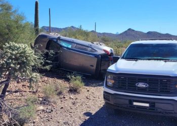 Coyotes arriesgan a inmigrantes con peligrosas persecuciones