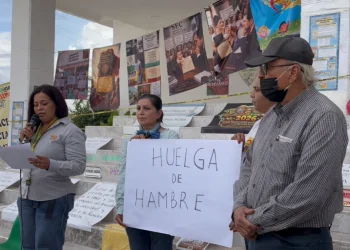 Inician huelga de hambre encargadas de guarderías en Hermosillo; estas son sus peticiones