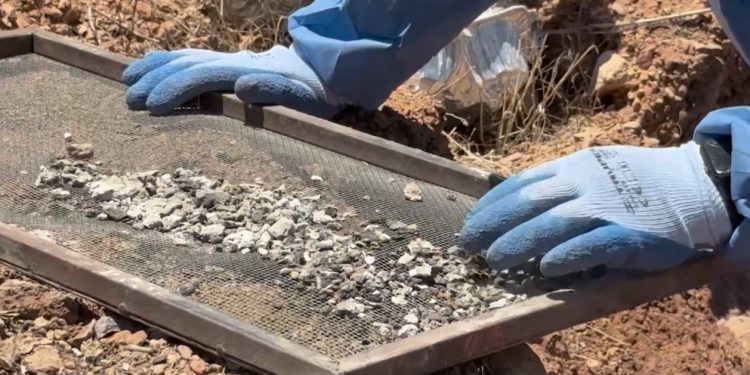 Cicatrices en el desierto: Madres buscadoras hallan crematorios clandestinos en Sonora