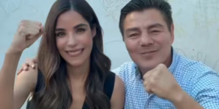 “El Travieso” Arce se suma a Morena junto a Diana Karina Barreras, conocida como “Dato Protegido”; “juntos vamos a echar el chingazo”
