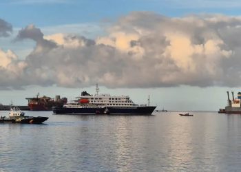 Pasajeros crucero brote hantavirus trasladados vía aérea países origen