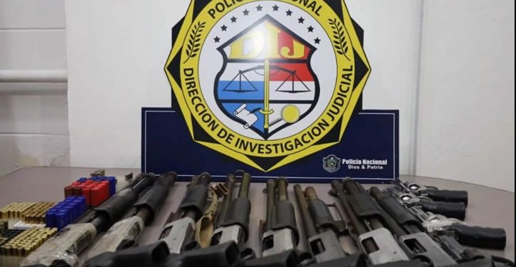 Decomisa Interpol en coordinación con países de centro y sudamérica, más de 3 mil armas y 56 toneladas de drogas