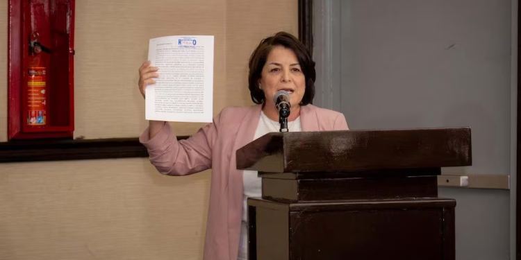 Apagan micrófono a diputada de MC en Congreso de Sonora cuando realizaba denuncia por bloqueo legislativo; legisladora acusa censura
