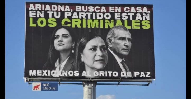 Cuelgan espectaculares y bloquean carreteras previo a la marcha de Morena contra Maru Campos
