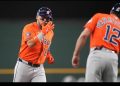 Isaac Paredes queda a dos jonrones de los 100 en Grandes Ligas