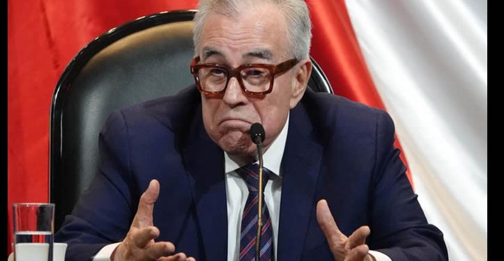 Rocha Moya dejó iniciativa para ‘blindar’ la información pública en Sinaloa antes de pedir licencia