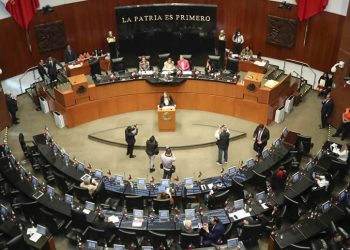 Gastos en viajes del Senado no fueron reportados; rompe con 12 años de transparencia