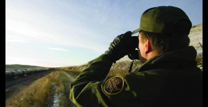 Ningún indocumentado cruzó de México a EU en el último año: Trump