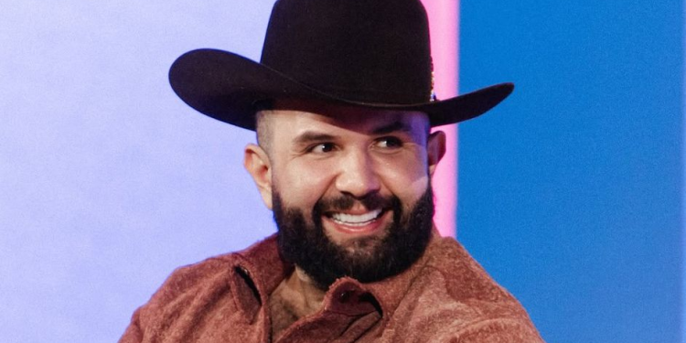 Carín León reacciona a su participación en canción del Mundial 2026: “No dejen de apoyar a nuestra selección”