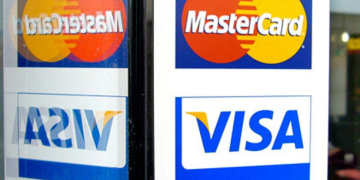 Cuba suspenderá las transacciones con Visa y Mastercard por las sanciones de EU