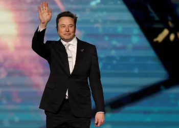 Elon Musk se convirtió en el primer billonario del mundo