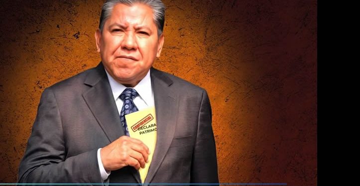 David Monreal, gobernador de Zacatecas, eliminó casas, autos y cuentas de sus declaraciones patrimoniales