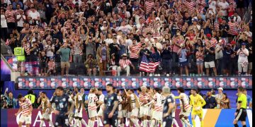 Estados Unidos se impone y golea a Paraguay 4-1 en su debut mundialista
