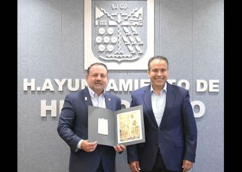 Alcaldes de Hermosillo y Yuma acuerdan cooperación en logística, tecnología y agua