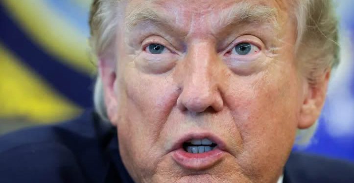Corte Suprema de EU invalida orden de Trump para negar ciudadanía por nacimiento