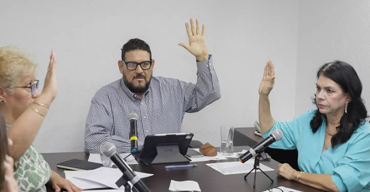 Avalan en comisión del Congreso de Sonora reforma para limitar el número de regidurías en ayuntamientos