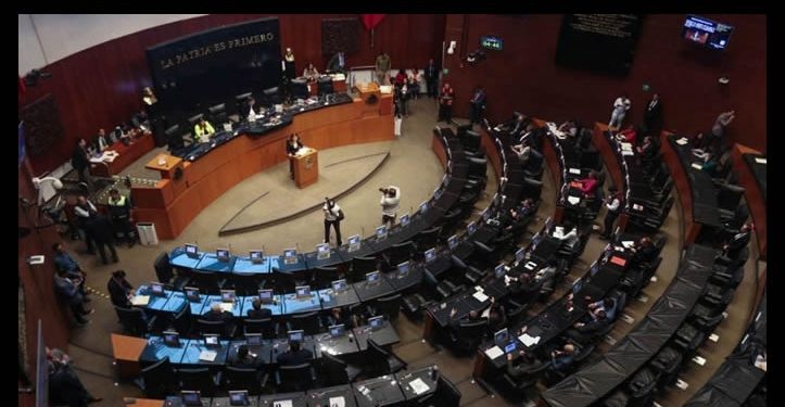 Oleada de legisladores pide licencia para buscar candidaturas a gobernador