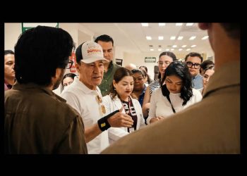 Durazo llega a hospital del ISSSTE en Hermosillo tras denuncias por fallas: usuarios siguen adelante con manifestaciones convocadas