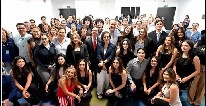 Estudiantes del Tec de Monterrey presentan propuestas para el programa de transparencia “Tu Voz en QR” en Hermosillo