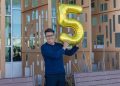 Joven de origen mexicano logra ingreso simultáneo a 49 universidades en Estados Unidos