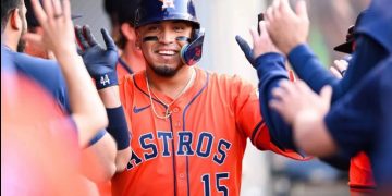 Isaac Paredes llega a los 100 jonrones en las Grandes Ligas