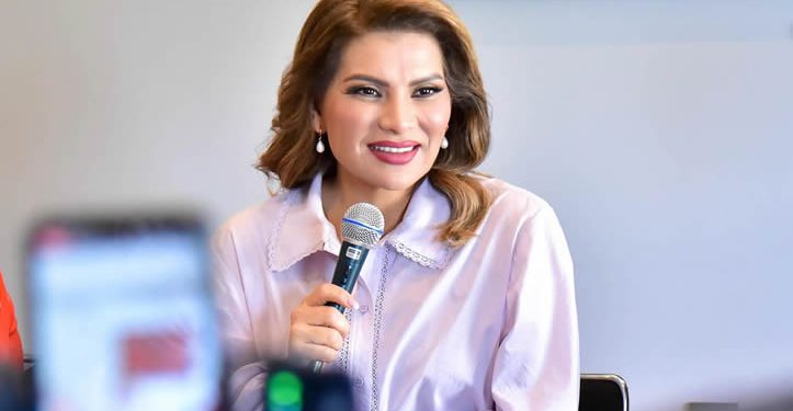 México presenta el prototipo de vehículo eléctrico “Olinia” con costo de 150 mil pesos