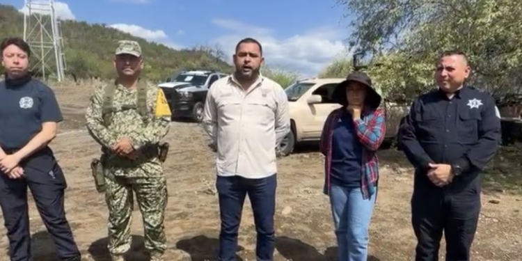 Helicóptero de la Marina rescatará a brigadistas atrapados en la sierra de Álamos, familiares bloquean acceso al municipio