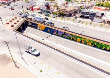 Avanza mural en paso a desnivel de Colosio y Solidaridad