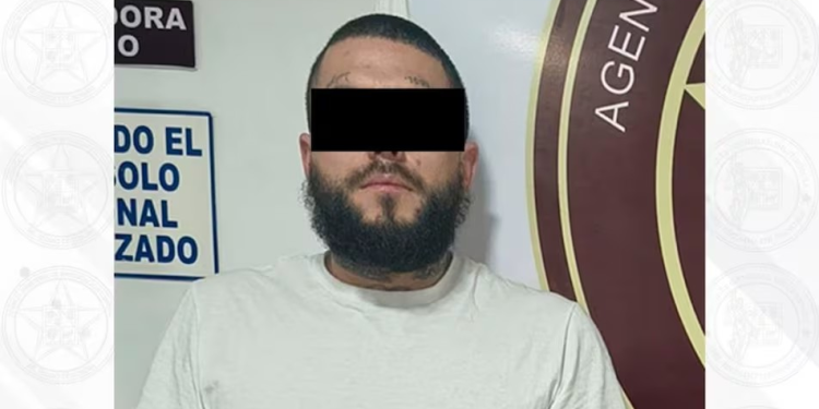 Sujeto Detenido por Ingresar a un Domicilio y Amenazar con Arma al Propietario en Hermosillo