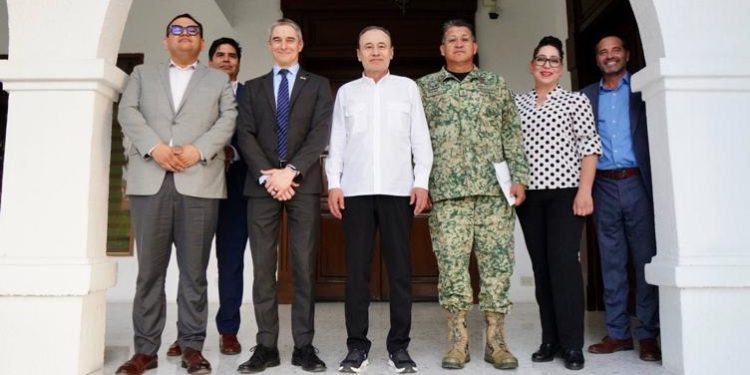 Tras polémica, se reunió Alfonso Durazo con cónsules de EEUU