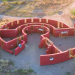 Familia en Arizona construye casa sustentable… ¡sólo con tierra y agua!