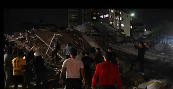Gobierno de Venezuela reporta al menos 32 muertos y 700 heridos tras terremotos