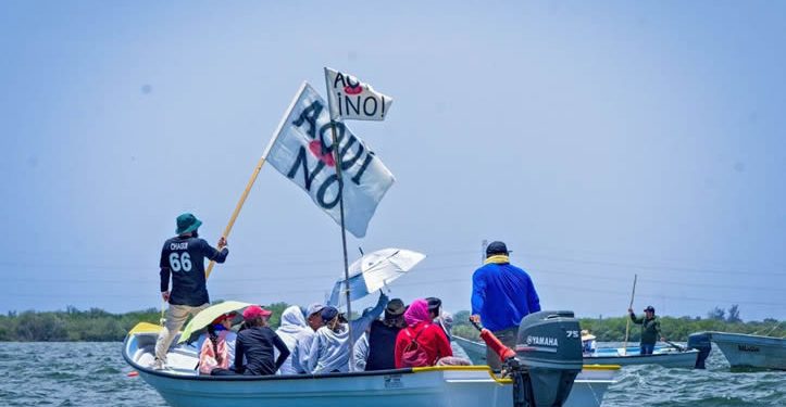 “Aquí nos quedaremos”, pueblos indígenas toman planta de amoniaco en Sinaloa