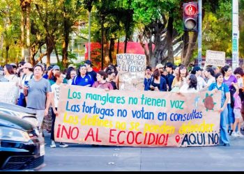 Topolobampo: desaira titular de la Conapesca a trabajadores del mar
