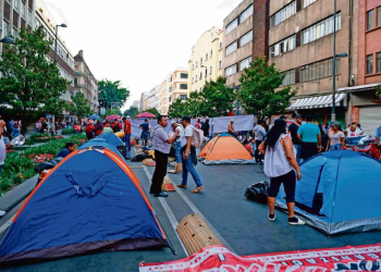 Paro de la CNTE sale caro; cuesta al erario 586 mdp