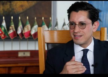 Cancillería niega reporte sobre retiro de visas a Durazo y Villarreal