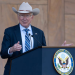 Las revelaciones de un libro de Ken Salazar abonan a las tensiones de México con Estados Unidos
