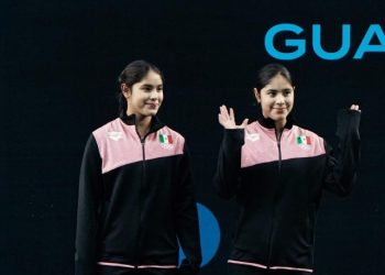 Las clavadistas Lía y Mía Cueva ganan el oro para México tras vencer a China en Jalisco